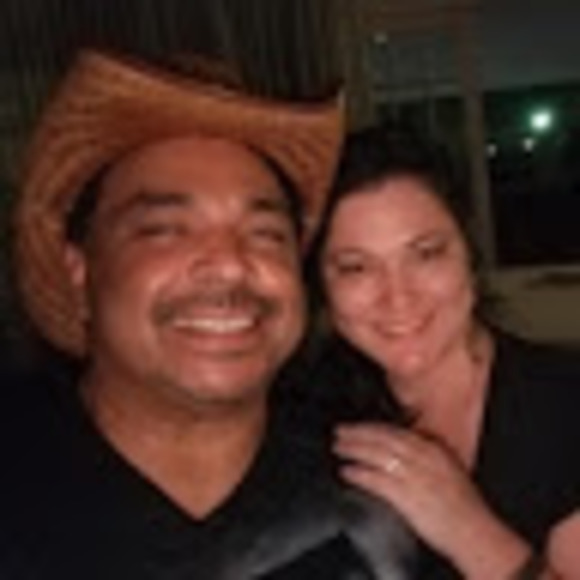 Meet your Posher, Denise - Picture 1 of 1